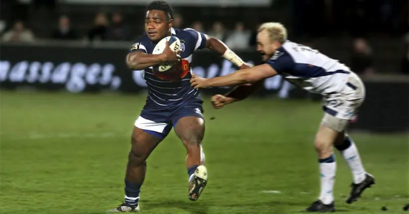 Josua Tuisova's brother, Filipo Nakosi, scores excellent solo try from