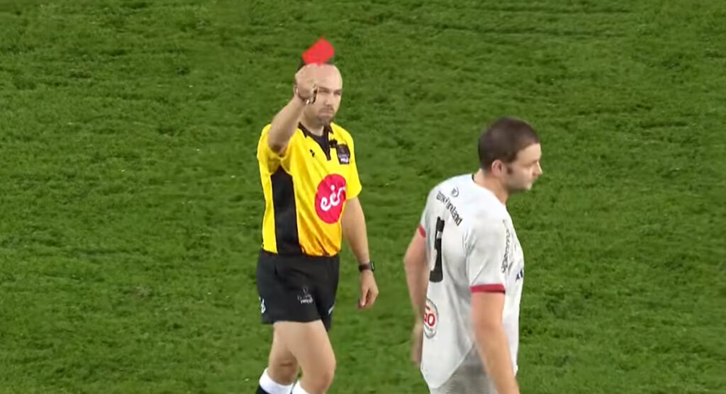 Henderson banned after shoulder to was deemed to be a straight red | Rugbydump