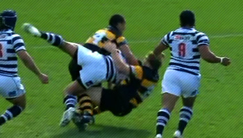 David Smith sandwiched against Taranaki