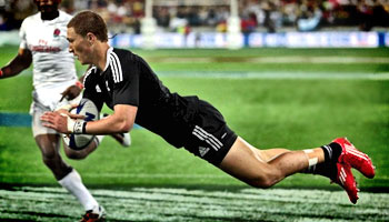New Zealand beat England to win the Wellington Sevens