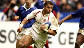 Jason Robinson dazzles France in 2002