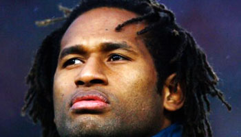 Lote Tuqiri smashes Jerry Flannery at the final whistle