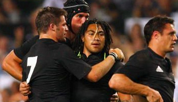 New Zealand beat Australia in Hong Kong
