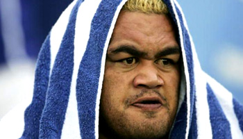 Trevor Leota red card for late hit on Nicolas Brusque